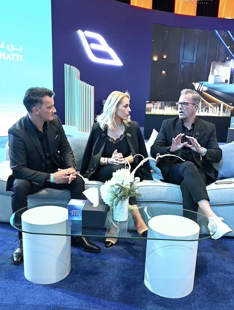 Panel de discusión sobre inversión inmobiliaria